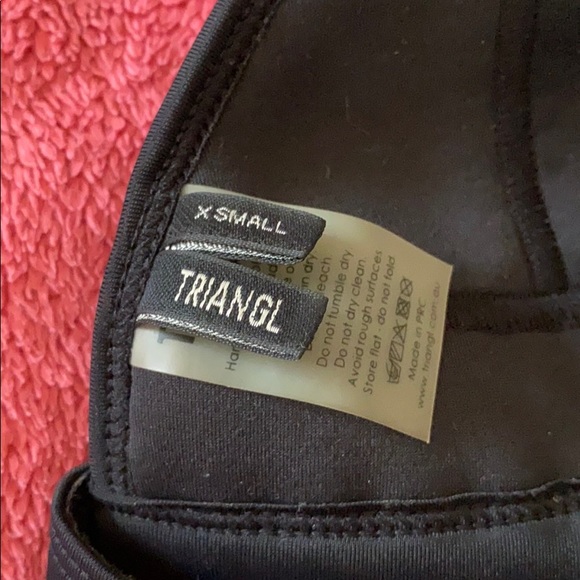 TRIANGL TOOTSIE Aztec Bikini Top - Picture 3 of 3